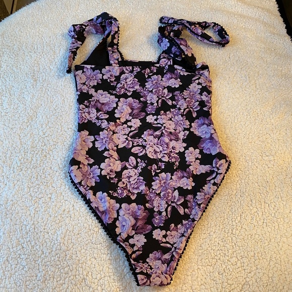 NWOT Beach Riot spring fairy floral one piece purple 14305 - Picture 6 of 11